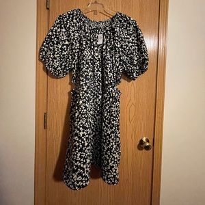 Old Navy cut out dress
